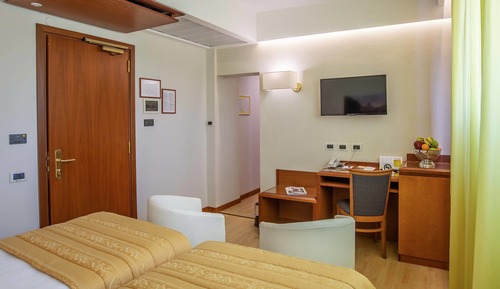 Suite familiar