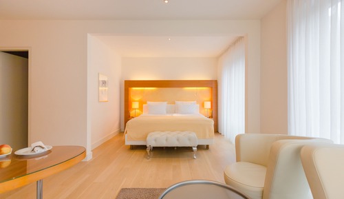 Suite junior, vistas a la ciudad (Street view )