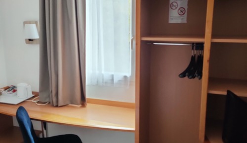 Habitación con 2 camas individuales
