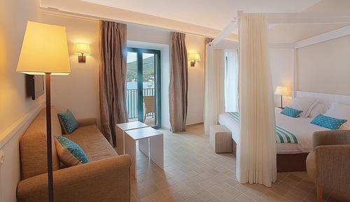 Habitación cuádruple, balcón, vistas al mar
