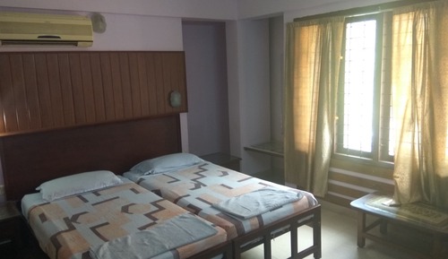 Habitación estándar con 2 camas individuales