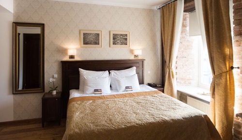 Habitación estándar con 1 cama doble o 2 individuales