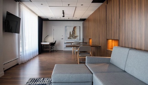 Habitación familiar, varias camas, vistas a la ciudad
