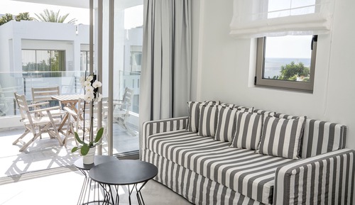 Suite, varias camas, vistas al mar