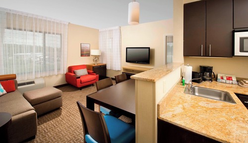 Suite, 2 habitaciones, no fumadores (Mobility/Hearing Accessible, Tub)