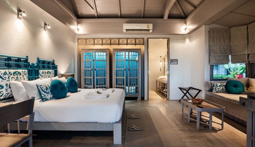 Deluxe Beach Front Bungalow