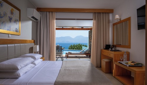 Suite Two Bedroom with Sea View and Private Pool