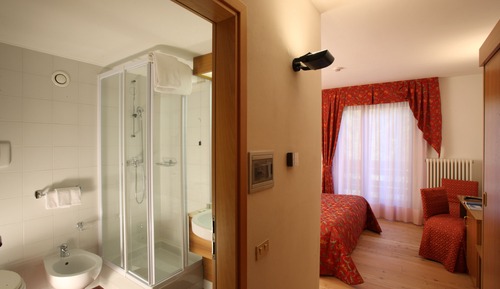 Habitación con 1 cama doble o 2 individuales