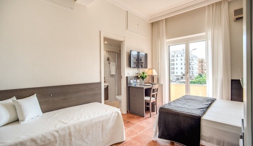 Habitación triple clásica