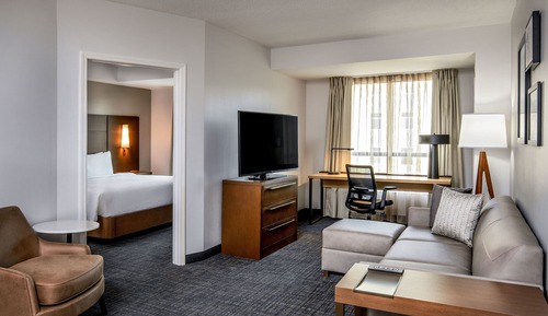 Suite, 1 habitación (Mobility/Hearing Access, Roll-in Shwr)
