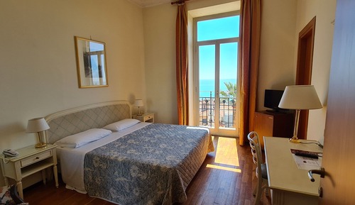 Habitación doble superior, vistas al mar