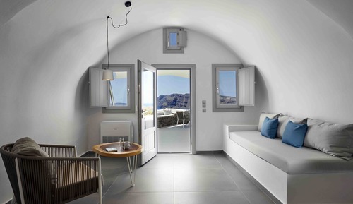 Casa (Private Cave)