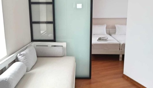 Habitación superior con 2 camas individuales, vistas al mar