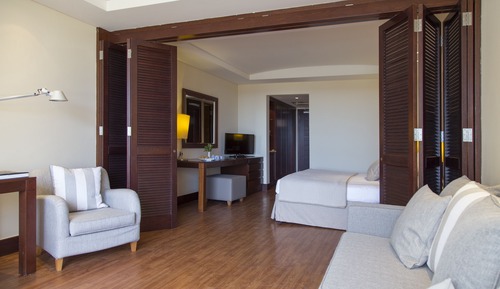 Habitación familiar, vistas al campo de golf