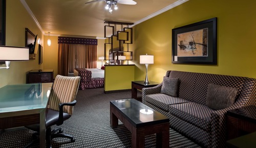 Suite, 1 cama de matrimonio grande, no fumadores (Walk-in Shower;with Sofabed)