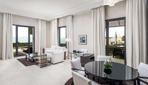 Suite (Prince Suite)
