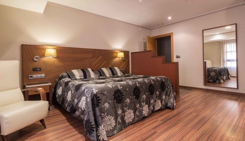 Suite junior, bañera de hidromasaje