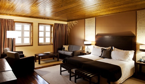 Habitación Confort con 1 cama doble o 2 individuales