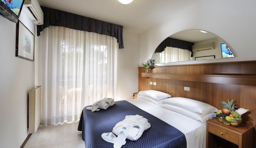 Habitación con 1 cama doble o 2 individuales