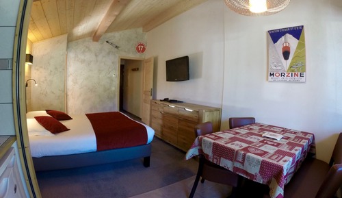 Suite familiar, cocina básica, vistas a la montaña