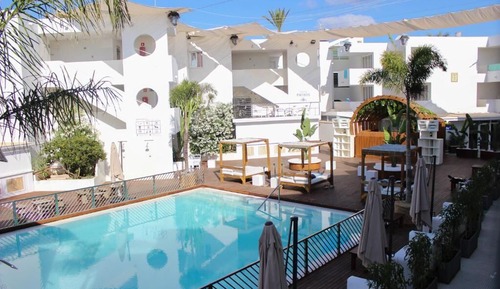 Apartamento Confort, 1 habitación, balcón, vistas a la piscina