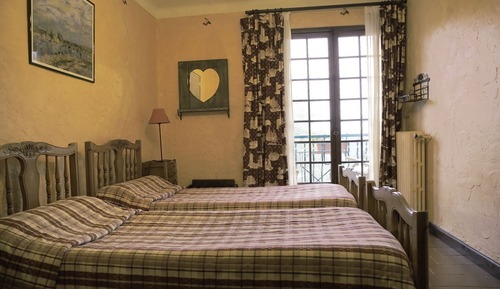 Habitación con 2 camas individuales, balcón (Village and Valley view)