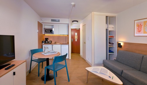 Estudio (Lower Floor, for 2)