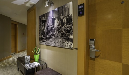 Executive Junior Suite with Lounge Access