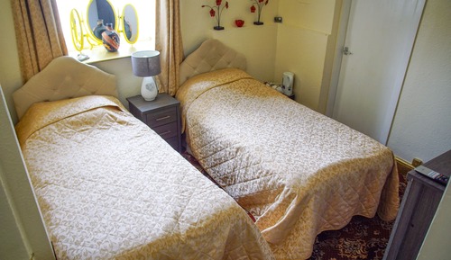 Habitación estándar con 2 camas individuales
