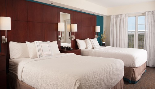 1 Bedroom Suite, 2 Queen, Sofa bed