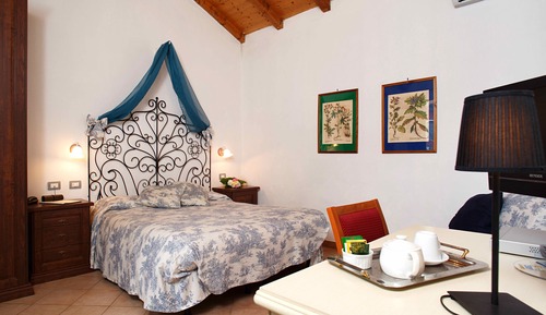 Habitación triple clásica