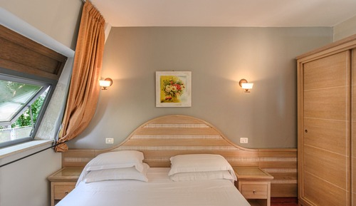 Habitación económica con 1 cama doble o 2 individuales