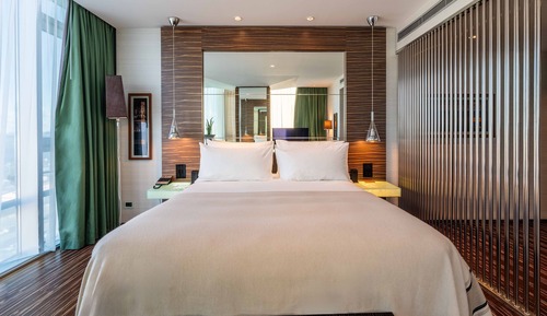 Harbour View Junior Suite