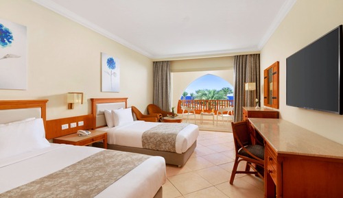 Habitación superior con 1 cama doble o 2 individuales, vistas al mar