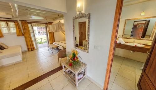 Habitación Deluxe doble, vistas a la piscina