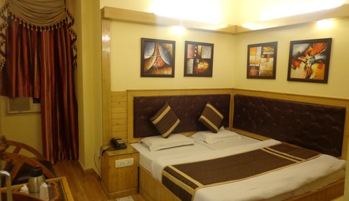 Habitación Deluxe, varias camas