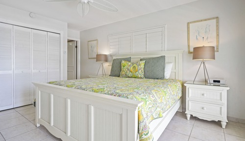 Condo 17, 2 Bedrooms, Ocean View