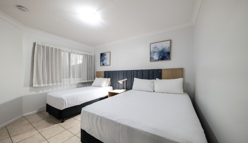 1 Bedroom High Floor Apartment with Balcony and Ocean View