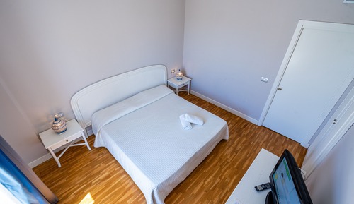 Habitación junior con 1 cama doble o 2 individuales, 1 cama doble