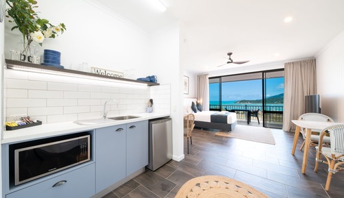 Estudio superior, vistas al mar