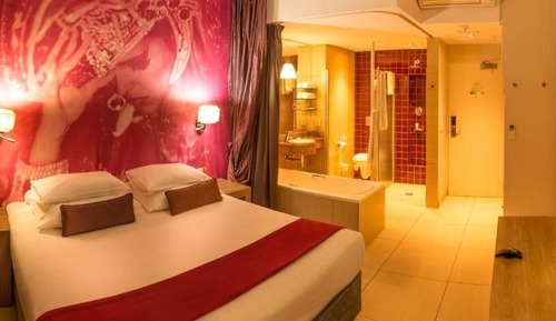 Superior Room, 1 King Bed