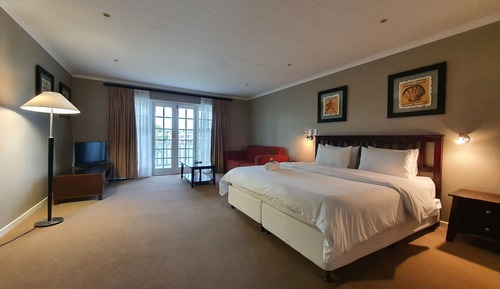 Standard Double Room, Garden View