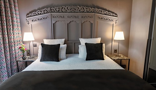 Habitación superior con 1 cama doble o 2 individuales