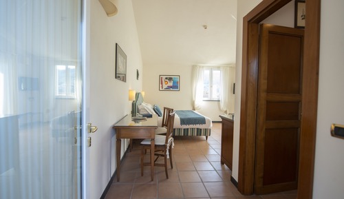 Habitación doble, terraza, vistas a la colina
