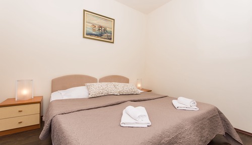 Habitación estándar con 1 cama doble o 2 individuales, 1 cama doble