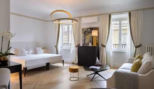 Deluxe Junior Suite