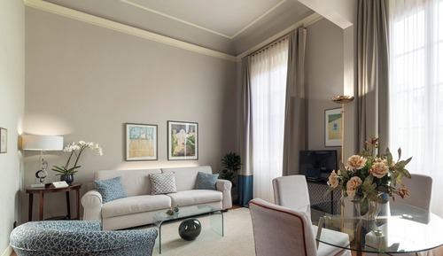 Apartamento superior, 1 cama de matrimonio grande con sofá cama, cocina