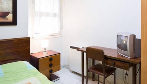Habitación individual, baño compartido