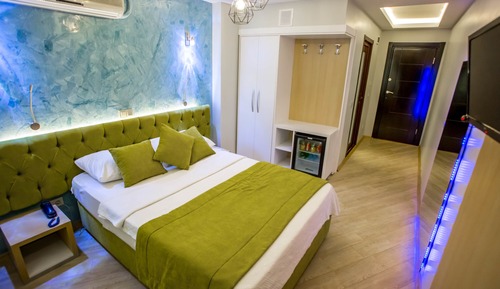 Double Room, Balcony
