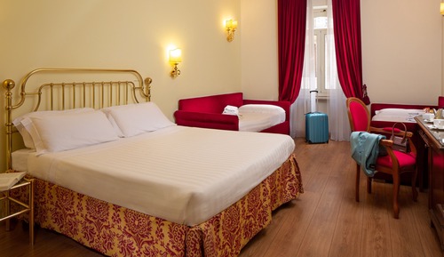 Habitación cuádruple estándar
